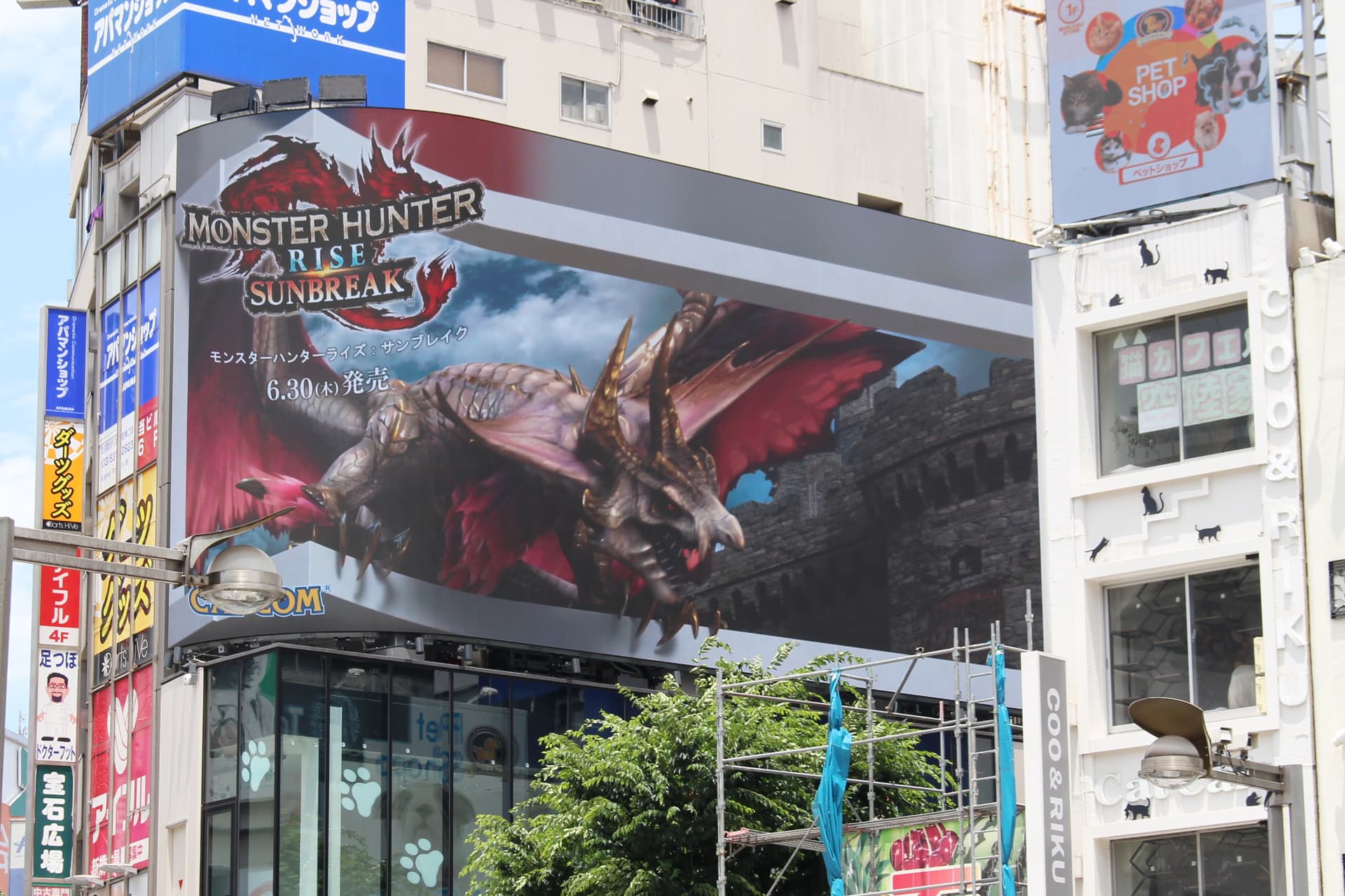モンハンの屋外広告成功事例