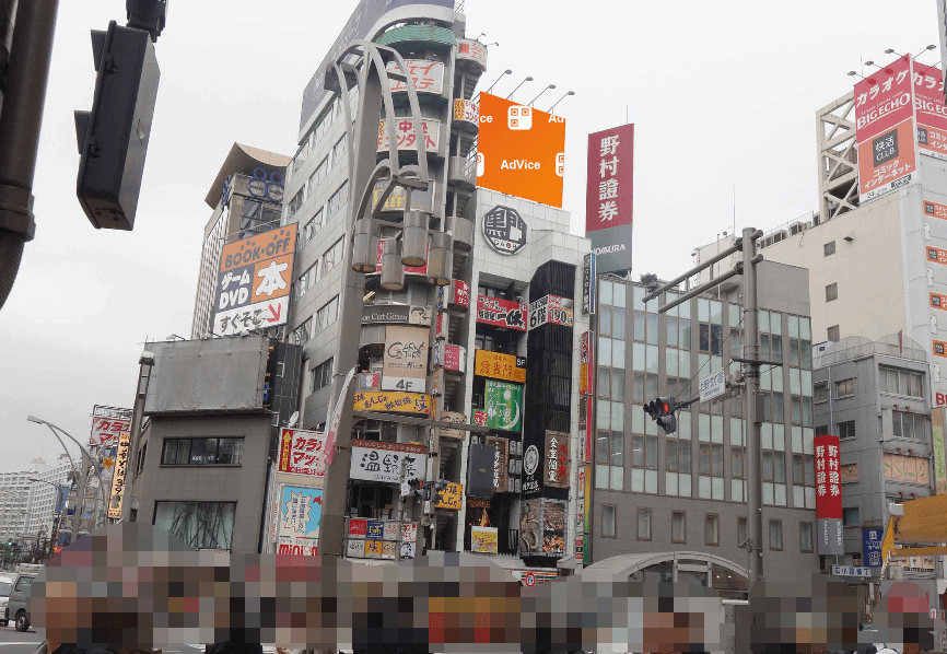 上野広小路 GAOH黒門の屋外広告